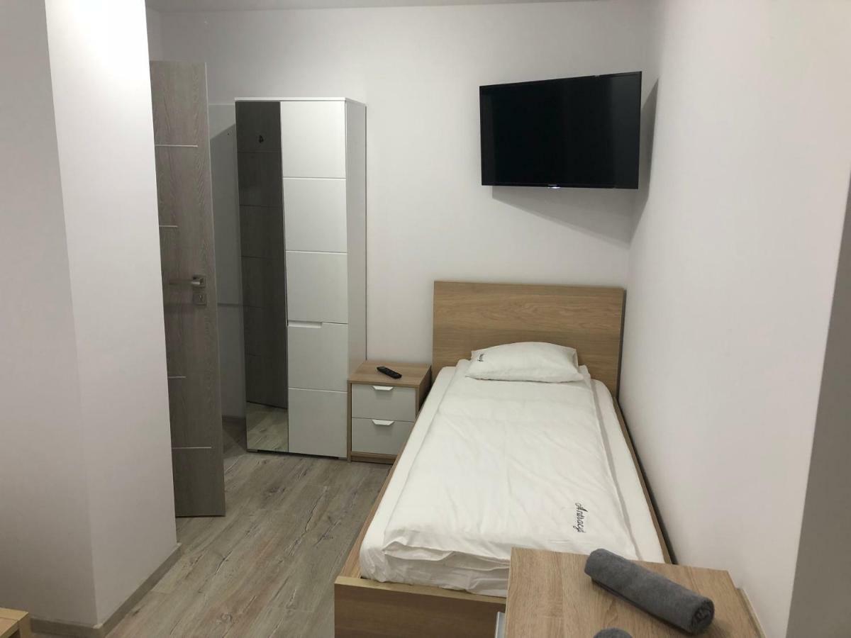 Pokoje Antracyt Skarzysko-Kamienna Bagian luar foto